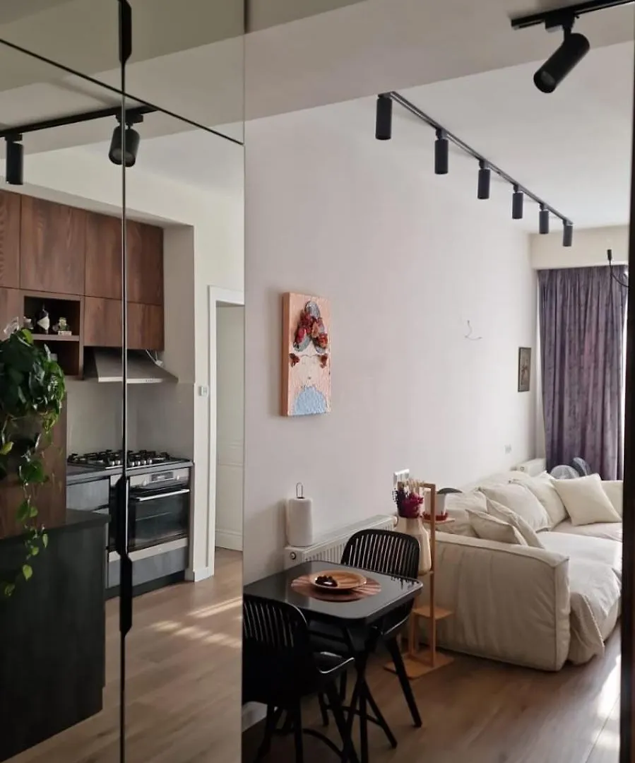 Apartment In Old Тбилиси